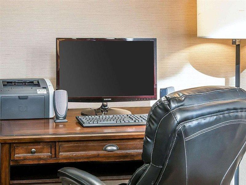 コンフォート イン Bluffton エクステリア 写真